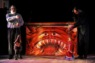 OPERA DEI PUPI di Mimmo Cuticchio in uno spettacolo natalizio a Palermo. Fotografie di Giulio Azzarello ©2014. OPERA DEI PUPI di Mimmo Cuticchio in uno spettacolo natalizio a Palermo. Fotografie di Giulio Azzarello ©2014.