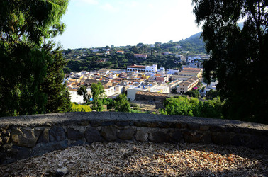 ISOLA DI USTICA il paese. Fotografie di Giulio Azzarello ©2016. ISOLA DI USTICA il paese. Fotografie di Giulio Azzarello ©2016.