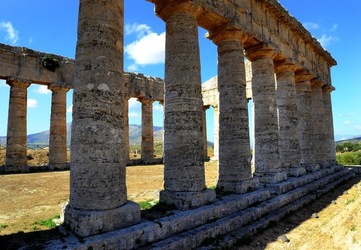 SEGESTA sito archeologico. Fotografie di Giulio Azzarello ©2018.