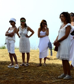 FIUMARA D ARTE fotografie di Giulio Azzarello ©2019. FIUMARA D ARTE fotografie di Giulio Azzarello ©2019.