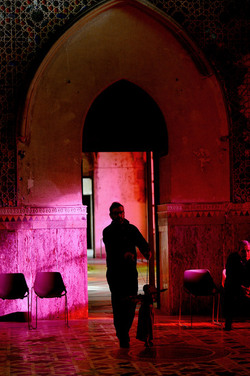 Mimmo Cuticchio in un suo spettacolo. Fotografie di Giulio Azzarello &copy;2017.