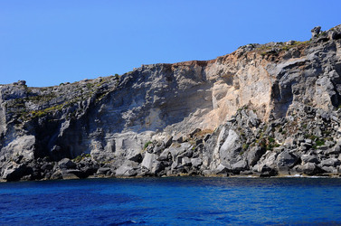 ISOLA DI FAVIGNANA in Sicilia. Visioni panoramiche o particolari. Fotografie di Giulio Azzarello ©2014. ISOLA DI FAVIGNANA in Sicilia. Visioni panoramiche o particolari. Fotografie di Giulio Azzarello ©2014.