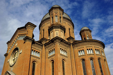 MODENA centro storico. Fotografie di Giulio Azzarello ©2016. MODENA centro storico. Fotografie di Giulio Azzarello ©2016.