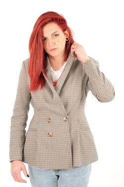 LUCREZIA artista modella attrice. Fotografie di Giulio Azzarello &copy;2018.