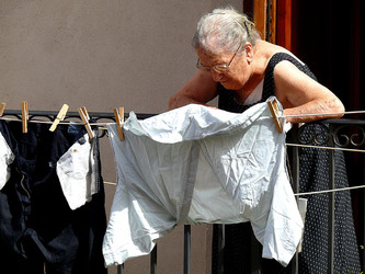 ANZIANI fotografie di Giulio Azzarello &copy;2014.