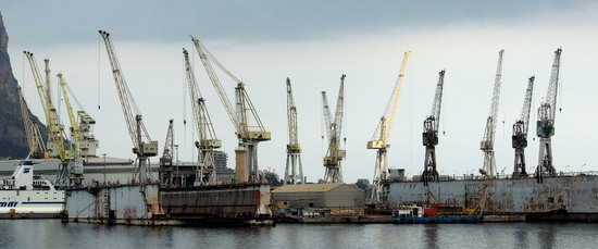 IL GOLFO E IL PORTO DI PALERMO. Fotografie di Giulio Azzarello &copy;2015 2016.