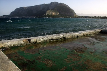 LUOGHI SICILIANI fotografie di Giulio Azzarello ©2020