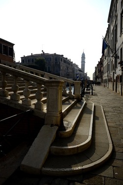 VENEZIA fotografie di Giulio Azzarello ©2022.