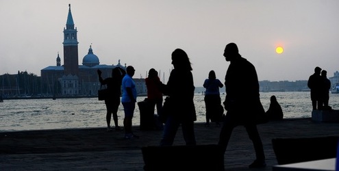 VENEZIA fotografie di Giulio Azzarello ©2020. VENEZIA fotografie di Giulio Azzarello ©2020.