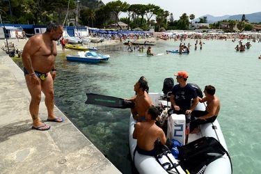 MONDELLO. Fotografe di Giulio Azzarello &copy;2023.