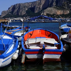 MONDELLO. Fotografie di Giulio Azzarello &copy;2022.