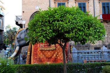 SANTA ROSALIA il festino della patrona di Palermo alcuni momenti. Fotografie di Giulio Azzarello ©2014. SANTA ROSALIA il festino della patrona di Palermo alcuni momenti. Fotografie di Giulio Azzarello ©2014.
