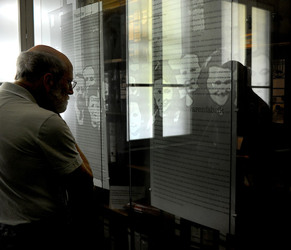 IL MUSEO SCHINDLER a Cracovia. Fotografie di Giulio Azzarello ©2016. IL MUSEO SCHINDLER a Cracovia. Fotografie di Giulio Azzarello ©2016.
