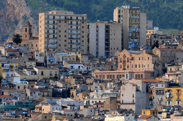 TERMINI IMERESE il suo paesaggio industriale e urbano. Fotografie di Giulio Azzarello ©2014. TERMINI IMERESE il suo paesaggio industriale e urbano. Fotografie di Giulio Azzarello ©2014.