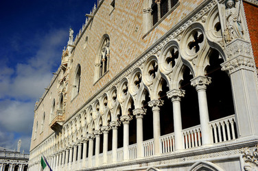 PIAZZA SAN MARCO A VENEZIA fotografie di Giulio Azzarello &copy;2016.