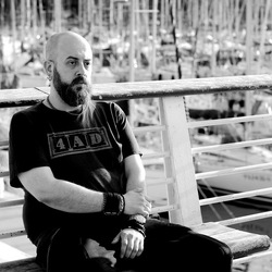 ALESSIO BOSCO artista musicista compositore. Fotografie di Giulio Azzarello &copy;2018.