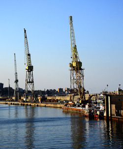 IL GOLFO E IL PORTO DI PALERMO. Fotografie di Giulio Azzarello &copy;2015 2016.