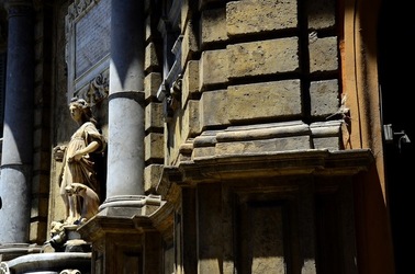CENTRO STORICO di PALERMO fotografie di Giulio Azzarello &copy;2019.