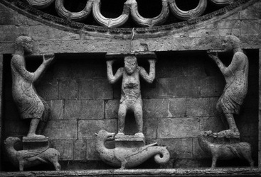 ASSISI fotografie di Giulio Azzarello &copy;2020.