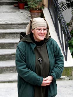 MISSIONE un documentario di P.Scimeca. Fotografie di Giulio Azzarello ©2015 2016. MISSIONE un documentario di P.Scimeca. Fotografie di Giulio Azzarello ©2015 2016.