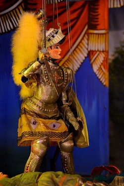 OPERA dei PUPI di Mimmo e Giacomo Cuticchio. Fotografia di Giulio Azzarello ©2020. OPERA dei PUPI di Mimmo e Giacomo Cuticchio. Fotografia di Giulio Azzarello ©2020.