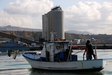 PORTO EMPEDOCLE in Sicilia. Fotografie di Giulio Azzarello &copy;2014.