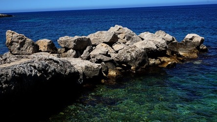 BAIA DEL CORALLO. Fotografie di Giulio Azzarello &copy;2022.
