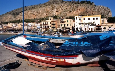 MONDELLO fotografie di Giulio Azzarello ©2021. MONDELLO fotografie di Giulio Azzarello ©2021.