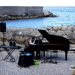 PIANOFORTE fotografie di Giulio Azzarello &copy;2020.