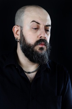 ALESSIO BOSCO musicista compositore. Fotografie di Giulio Azzarello &copy;2018.