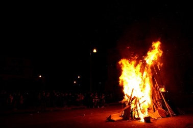 LA VAMPA DI SAN GIUSEPPE a Palermo. Fotografie di Giulio Azzarello ©2018. LA VAMPA DI SAN GIUSEPPE a Palermo. Fotografie di Giulio Azzarello ©2018.