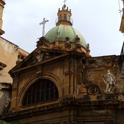 PALERMO. Fotografie di Giulio Azzarello &copy;2022.