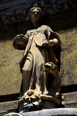 CENTRO STORICO di PALERMO fotografie di Giulio Azzarello &copy;2019.