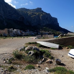 PERIFERIE. Fotografie di Giulio Azzarello &copy;2022.