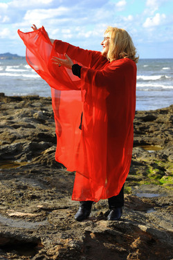 SARA FAVARO attrice e scrittrice italiana. Fotografie di Giulio Azzarello &copy;2015 2016.