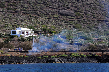 ISOLA DI LINOSA panoramiche e particolari. Fotografie di Giulio Azzarello &copy;2014.