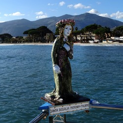 MONDELLO. Fotografie di Giulio Azzarello &copy;2024.