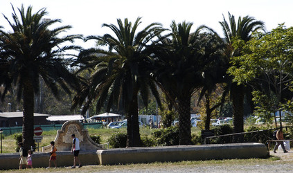 ARTE CONTEMPORANEA A PIRGI sito e riserva archeologica. Fotografie di Giulio Azzarello &copy;2014.