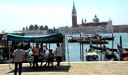 VENEZIA fotografie di Giulio Azzarello &copy;2019.