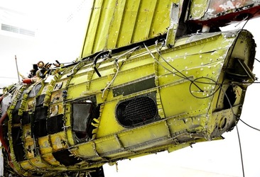 AEREO SMONTATO E ROVESCIATO Biennale di Venezia fotografie di Giulio Azzarello &copy;2020.