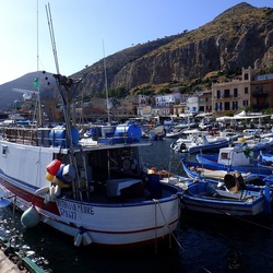 MONDELLO. Fotografie di Giulio Azzarello ©2022.