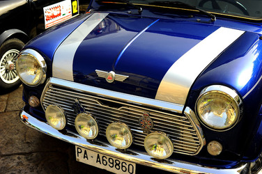 RADUNO di auto classiche MiniCooper. Fotografie di Giulio Azzarello &copy;2016.