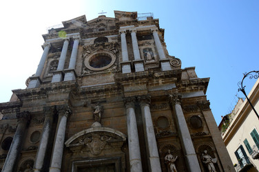 PALERMO il suo centro storico le periferie i monumenti. Fotografie di Giulio Azzarello ©2014.