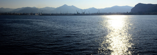 IL GOLFO E IL PORTO DI PALERMO. Fotografie di Giulio Azzarello &copy;2015 2016.