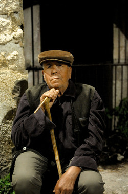 ANZIANI fotografie di Giulio Azzarello &copy;2014.