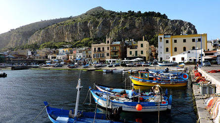 MONDELLO di inverno. Fotografie di Giulio Azzarello &copy;2016.