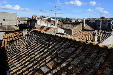 VITERBO e il suo centro storico. Fotografie di Giulio Azzarello &copy;2014.