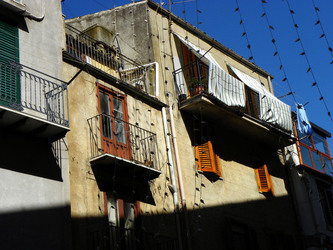 POLIZZI GENEROSA in Sicilia. Fotografie di Giulio Azzarello ©2014. POLIZZI GENEROSA in Sicilia. Fotografie di Giulio Azzarello ©2014.