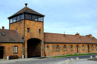 AUSCHIWITZ BIRKENAU il luogo della storia il campo. Fotografie di Giulio Azzarello &copy;2016.