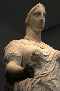 LA VENERE DI MORGANTINA e il suo ritorno dagli USA al museo archeologico di Aidone. Fotografie di Giulio Azzarello &copy;2014.